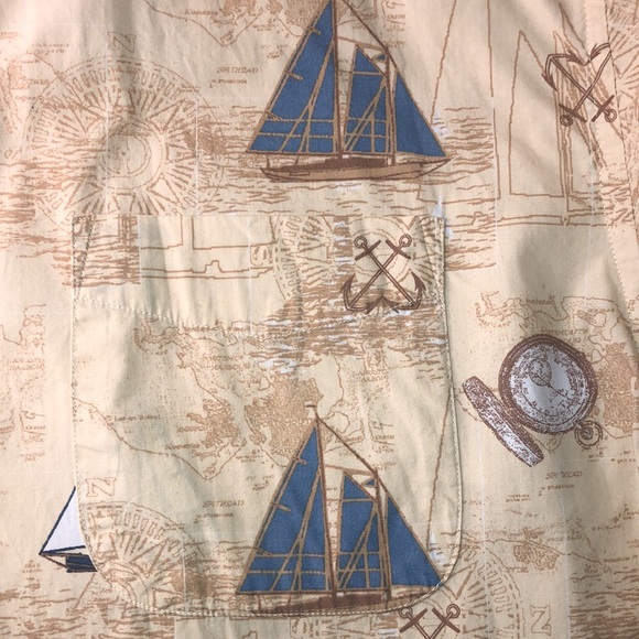 Sailboats & Anchors Button Up Short Sleeve Shirt Sz.XL - Picture 5 of 6